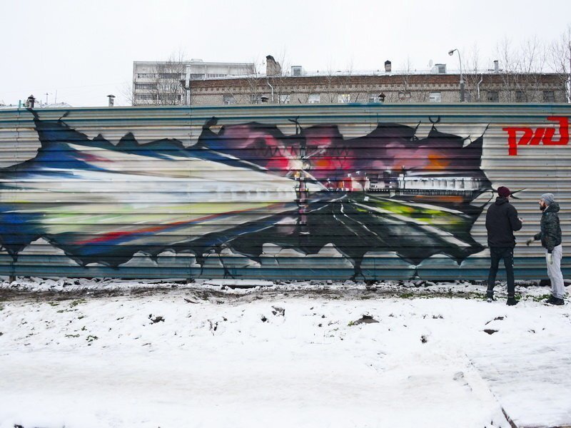 Граффити вдоль железной дороги закрасят «корпоративным» серым цветом РЖД