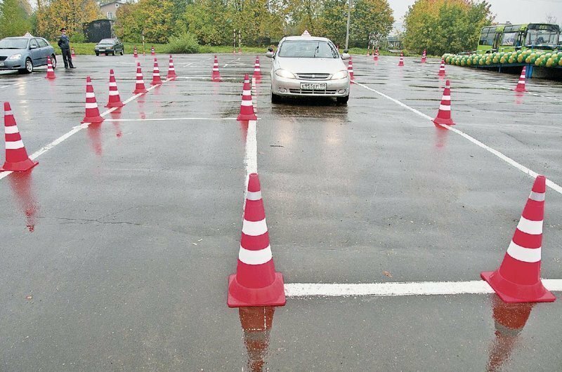 Экзамен в ГАИ на права - профанация, что бы стричь бабло
