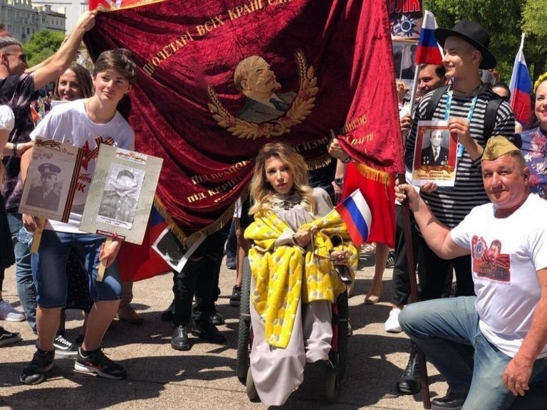 Юлия Витязева: «Бессмертный полк», Адидас и зависть