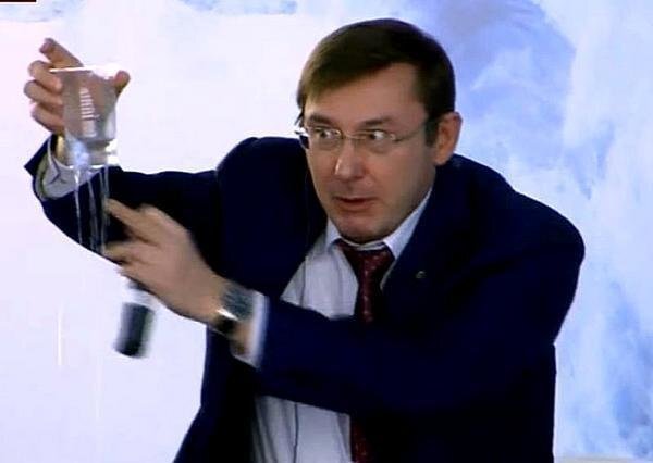 "Мы и раньше знали, что Генпрокурор - дегенерат"