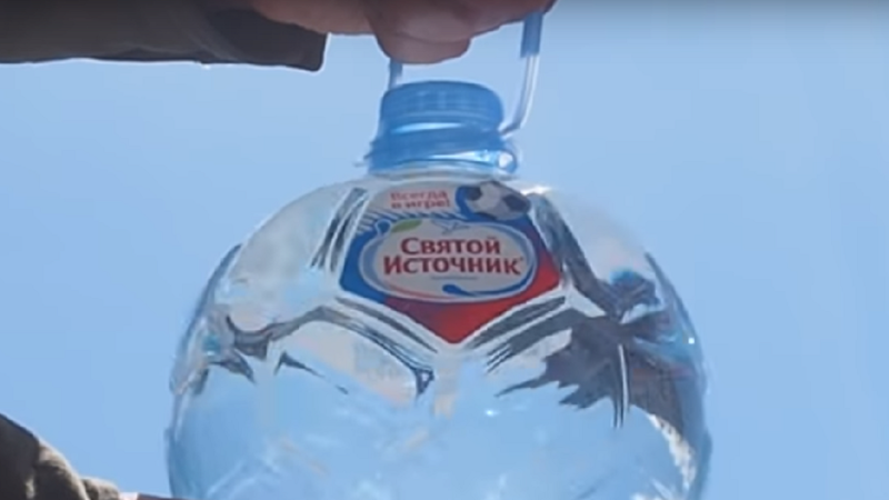 "Святой источник" выпустил к ЧМ-2018 бутылку с "зажигательной водой"