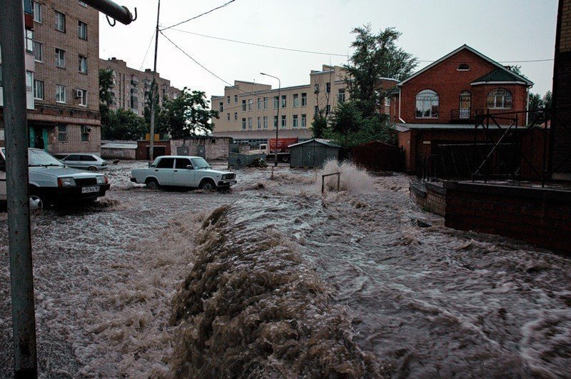 Центральные улицы Ростова под угрозой затопления