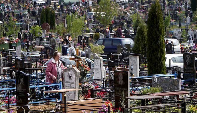 Журналисты провели исследование пенсионной реформы на орловском кладбище