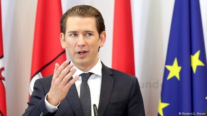 Австрия закроет семь мечетей и вышлет из страны имамов