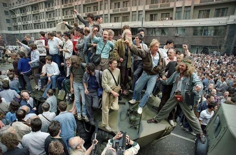 Россияне не одобряют путч 1991 года