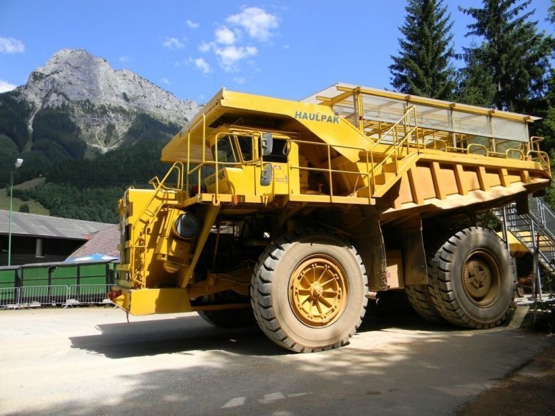 В Австрии на руднике работает самое большое в мире такси