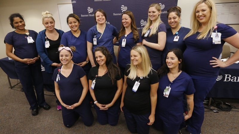 В США забеременели сразу 16 медсестер из одного отделения