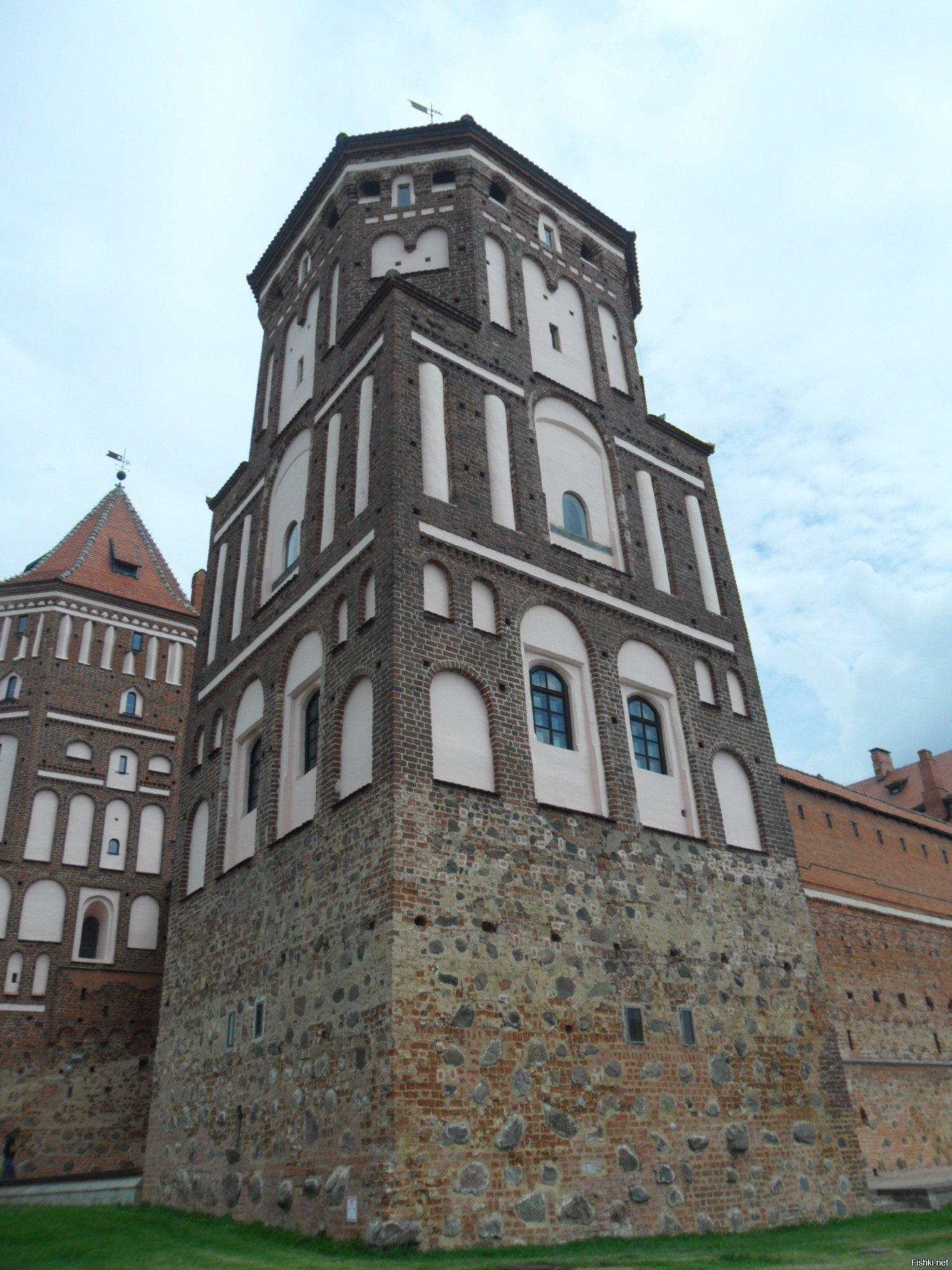 Мирский и Несвижский замки (XVI век)