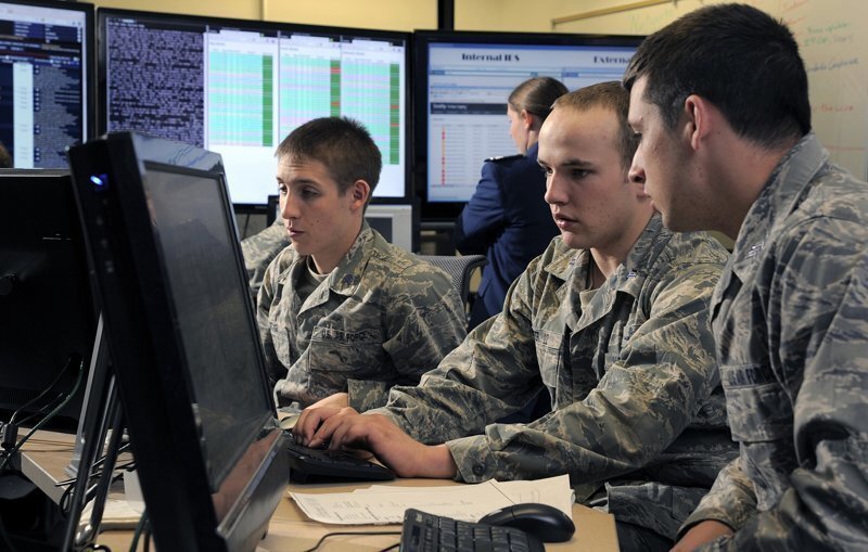 Кибервойска НАТО атакуют российское информационное пространство интернета