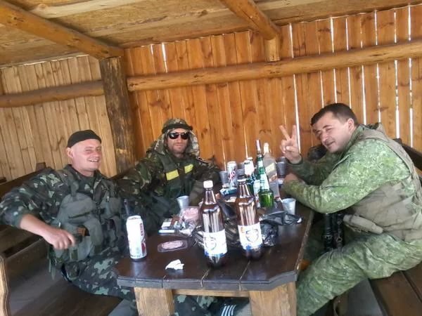48 украинских карателей погибли из-за отравления алкогольными суррогатами