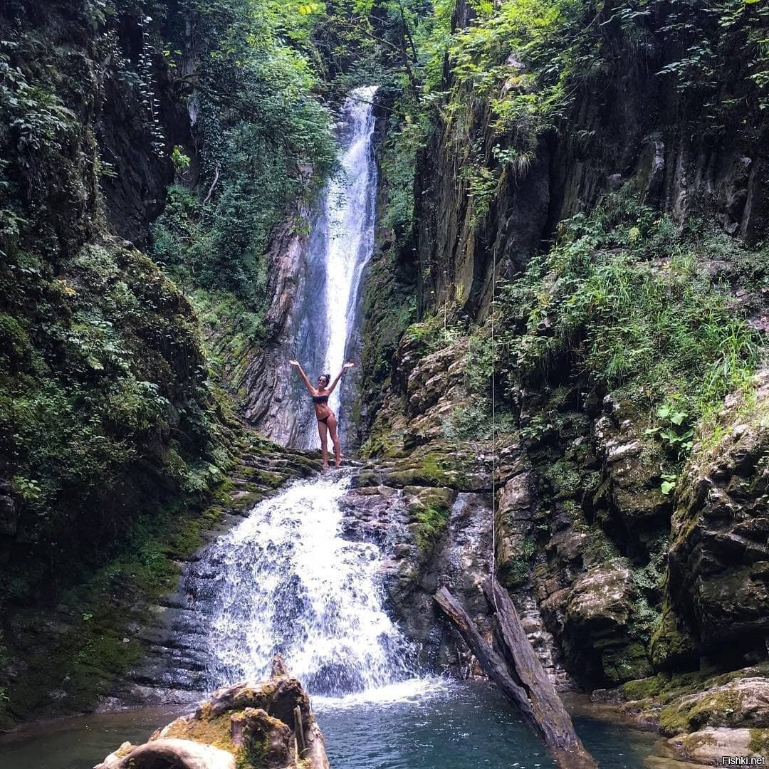 Водопад Бзогу