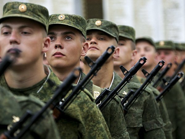 В Госдуму внесен законопроект о третьей отсрочке от армии