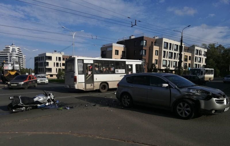 Авария дня. Помог завершить мотосезон