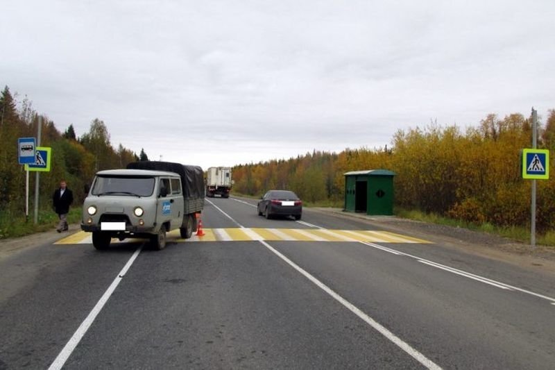 Авария дня. В Коми УАЗ сбил бабушку