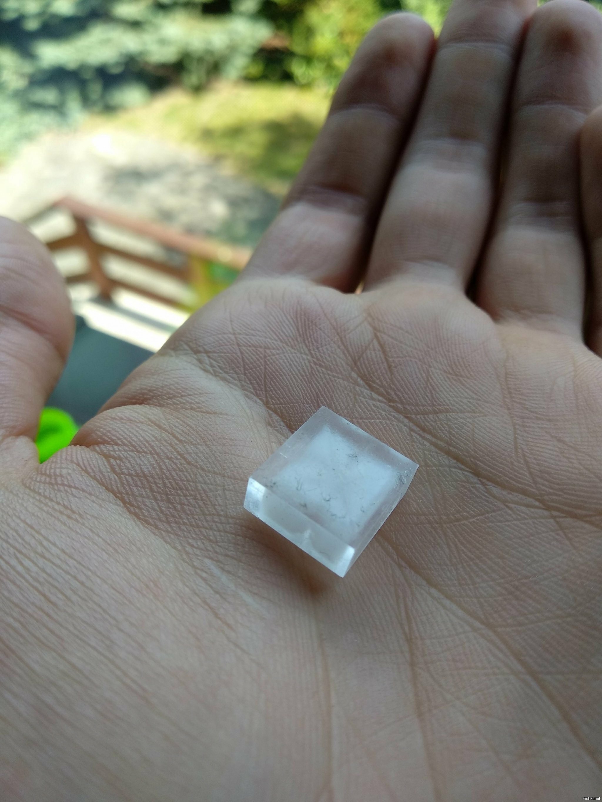 Совершенный кристалл соли