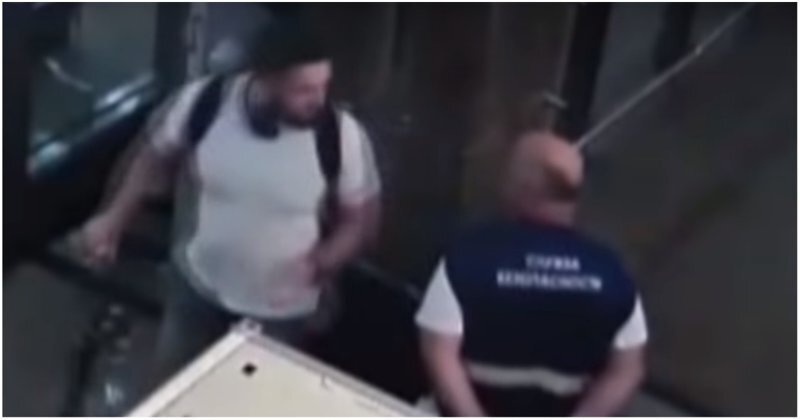 27-летний москвич на самокате ударил сотрудника метро за сделанное ему замечание