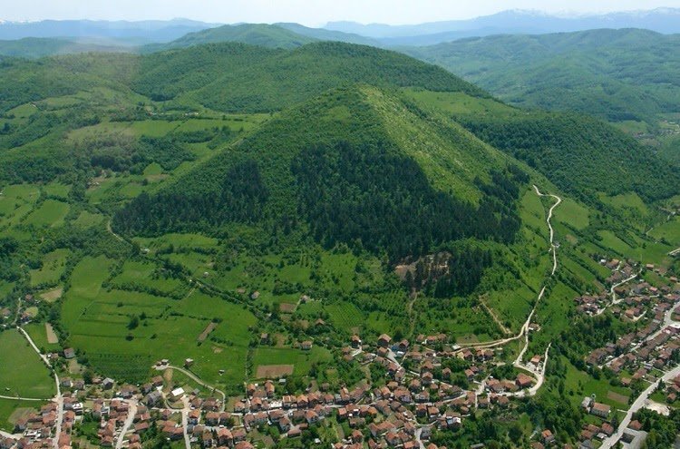 Боснийские пирамиды - вдвое старше и в несколько раз больше египетских