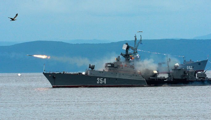Русский смотрит - НАТОвец дрожит