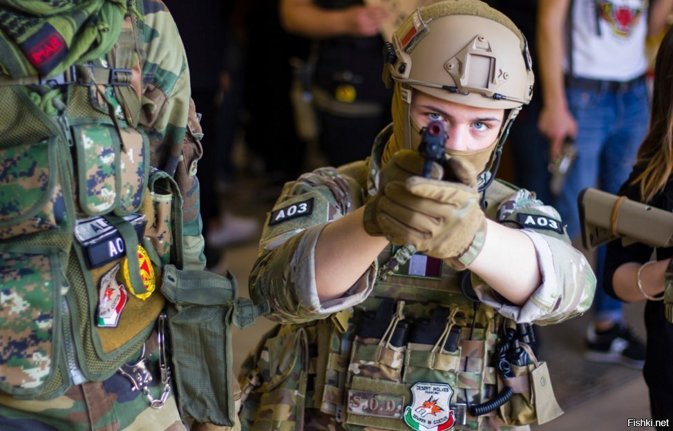 Итальянский спецназ (беспощадный, но добрый внутри)