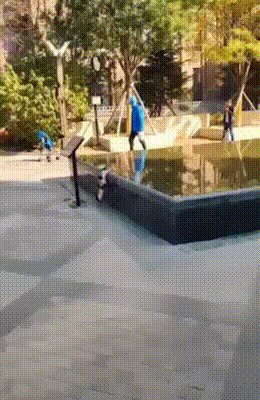 По дороге на работу в понедельник