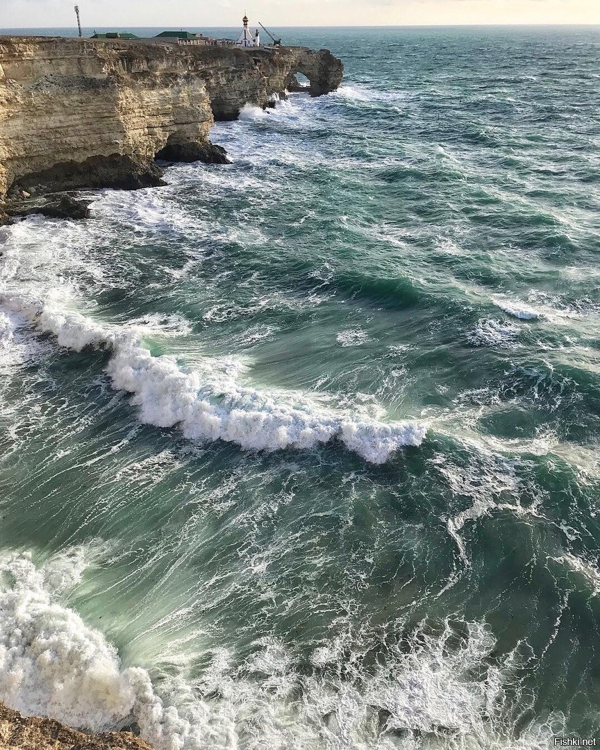 Волны мыса Тарханкут