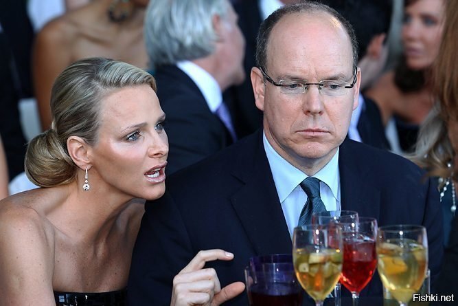 -Ну, я же просила четыреста капель, а тут — четыреста две