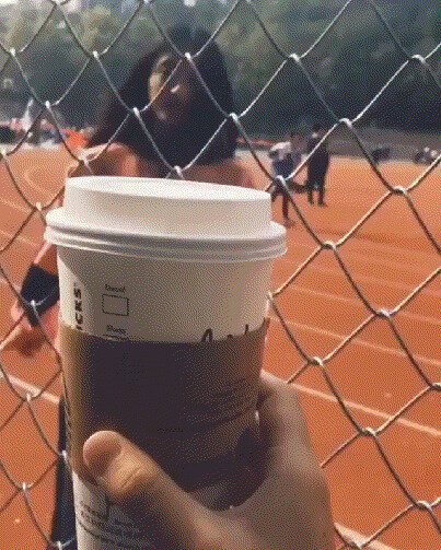 Твой кофе, дорогая