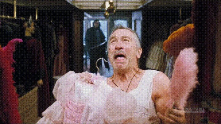 Кажется уже пора готoвить свой новогодний наряд