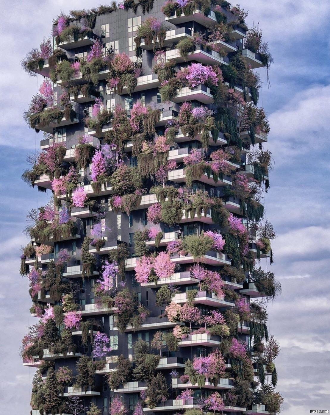 Высотка в Милане