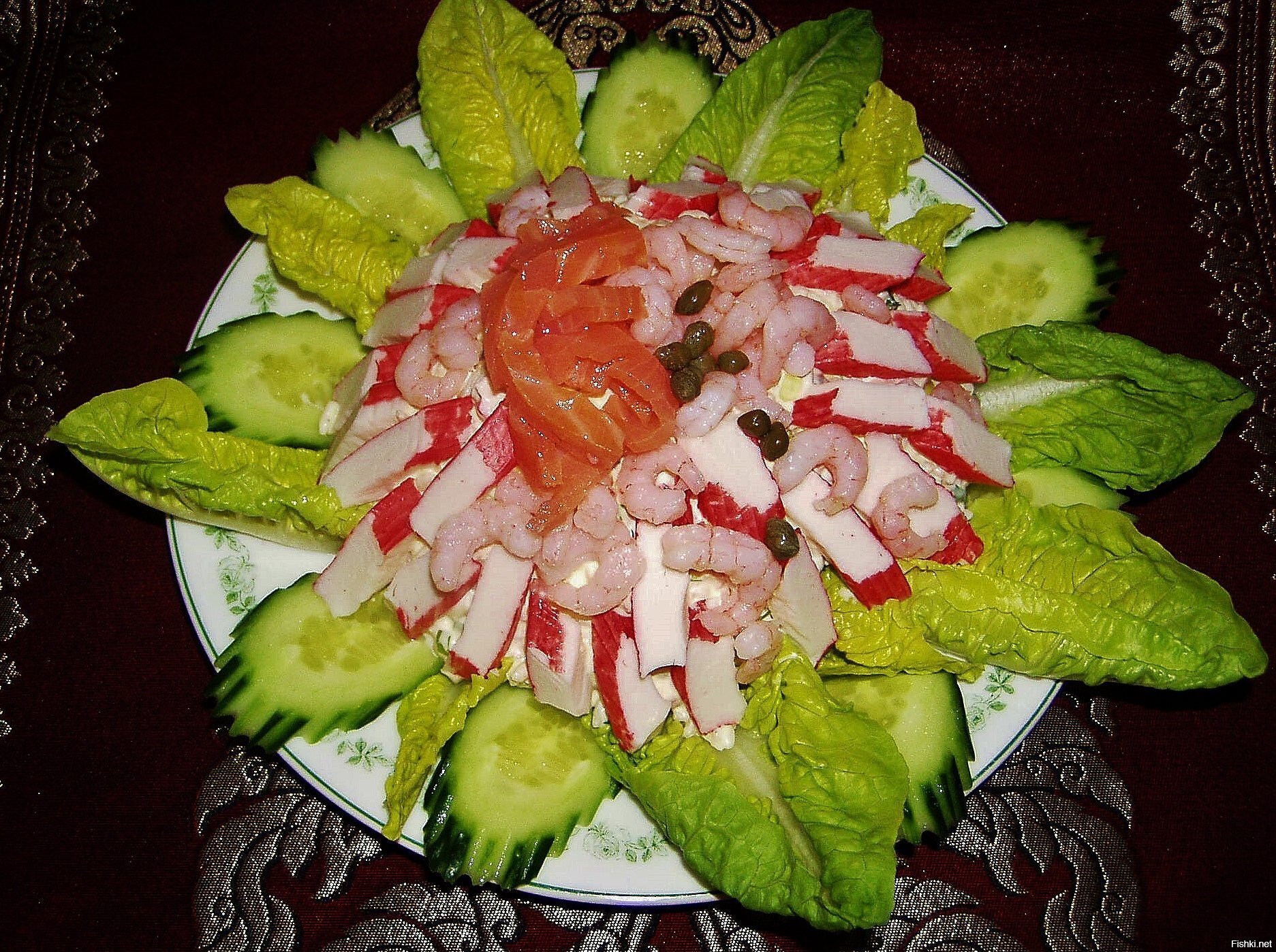 Рисовый салат с морепродуктами