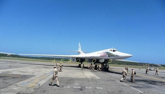 Военная база в Венесуэле попортит здоровье не только  Помпео