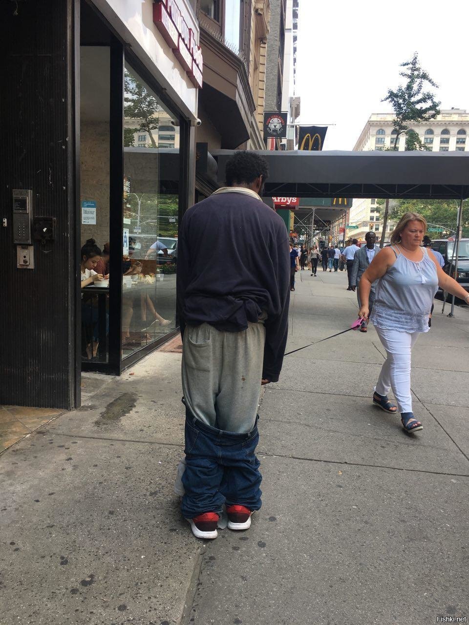 Я живу в Гарлеме, районе Манхэттена