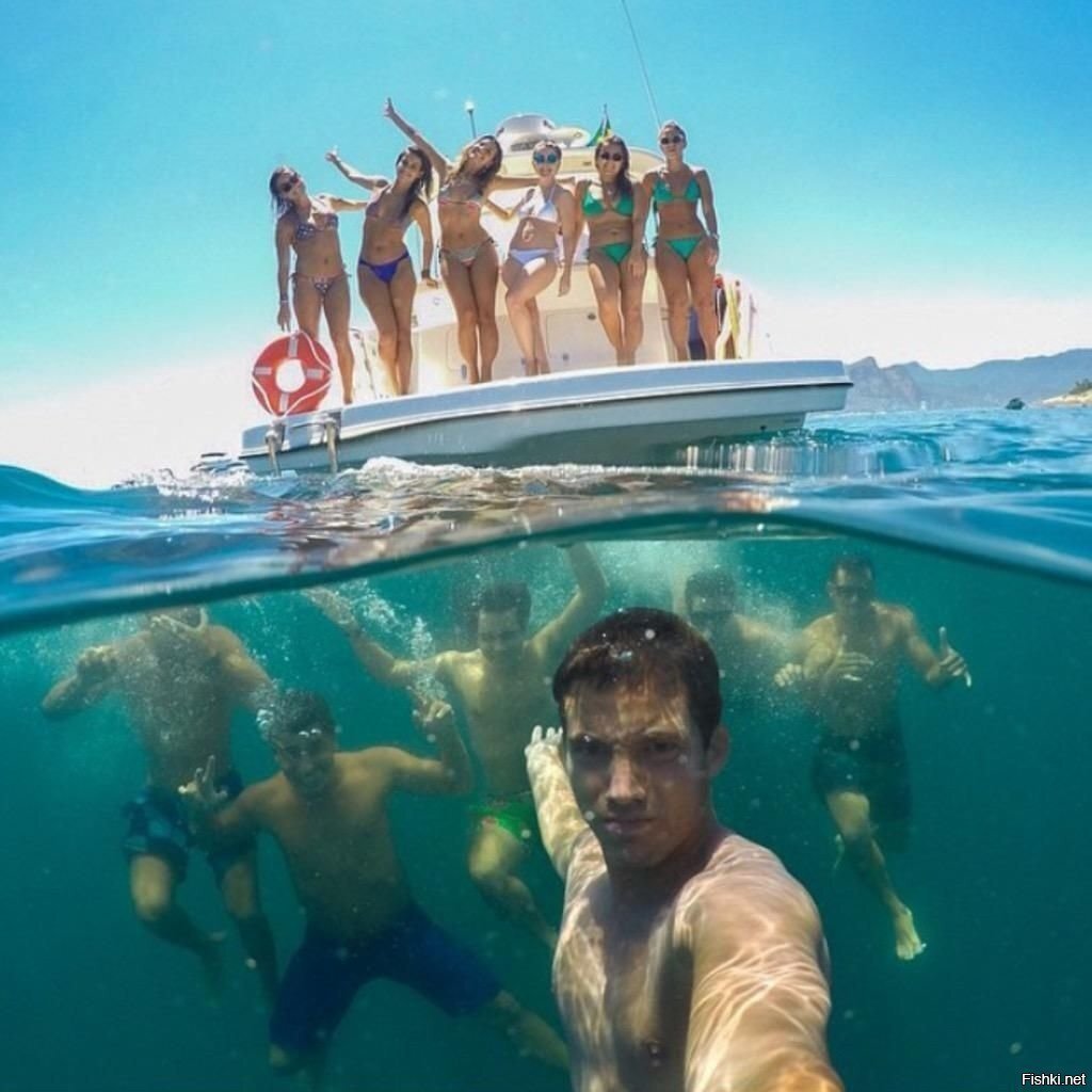 Парни в засаде )))