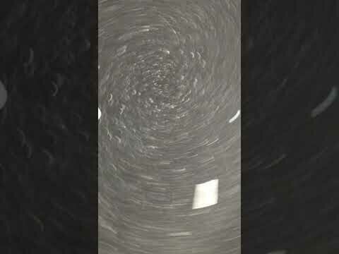 В США инкассаторы рассыпали деньги на шоссе