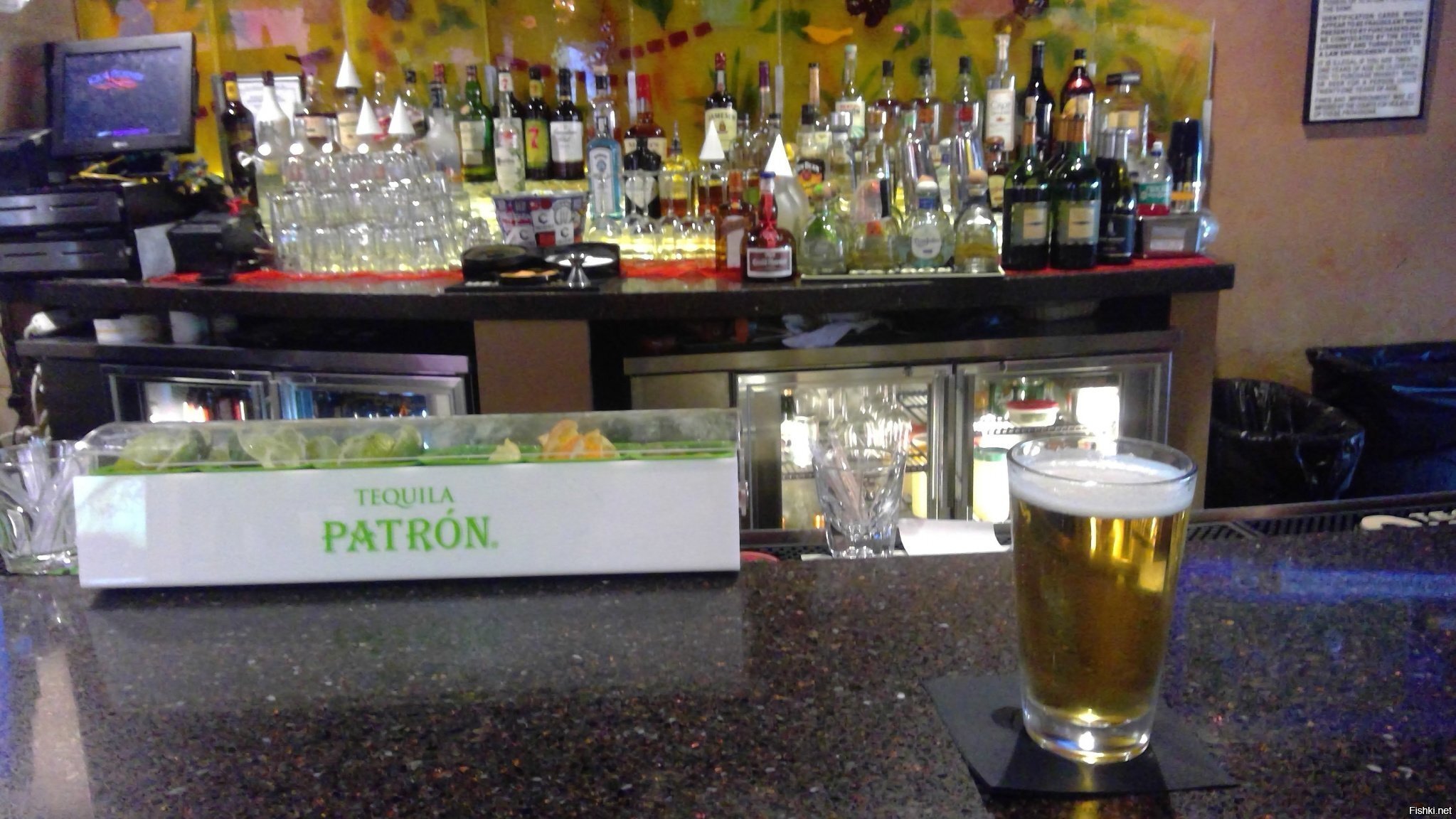 из того пивбара ушёл, пришёл в соседний