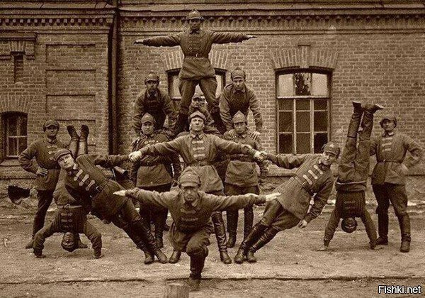 Просто старый снимок , проходим дальше