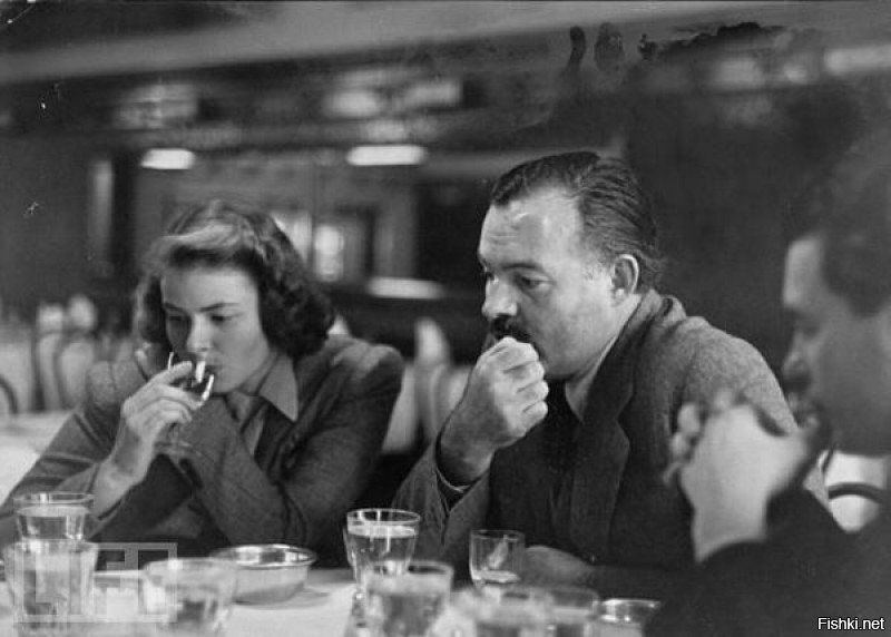 Актриса Ингрид Бергман и писатель Эрнест Хемингуэй ищут творческое вдохновени...