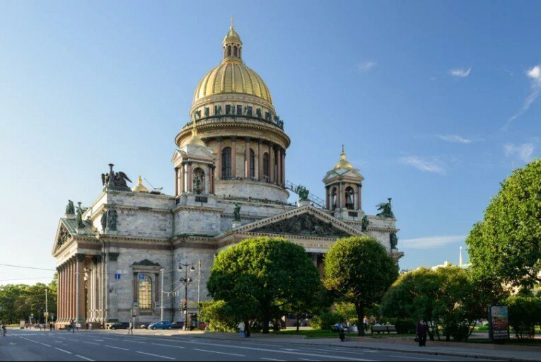 Петербург выделил 1 млрд рублей на озеленение города