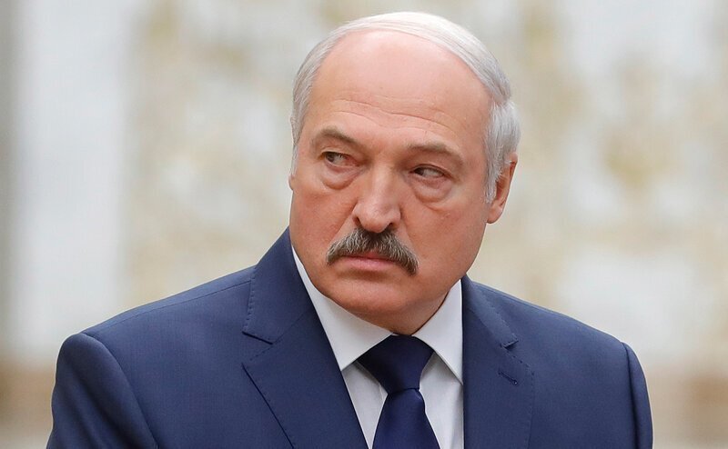 Лукашенко запретил использовать в стране российский опыт в образовании