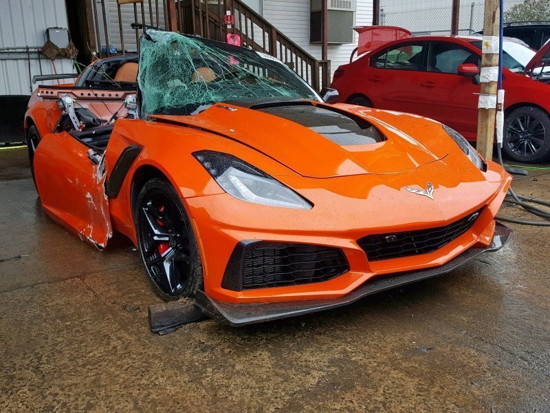 Chevrolet Corvette ZR1: не повезло, так не повезло