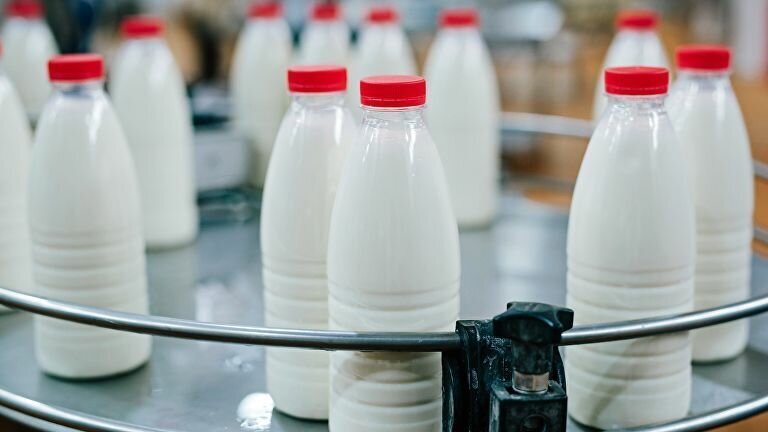 «Настоящее» молоко будет стоять на прилавках отдельно
