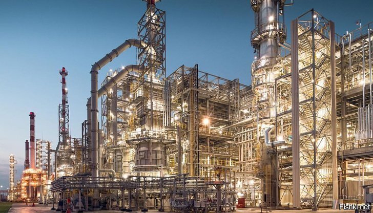 Началось производство автобензинов на нижнекамском нефтеперерабатывающем комп...