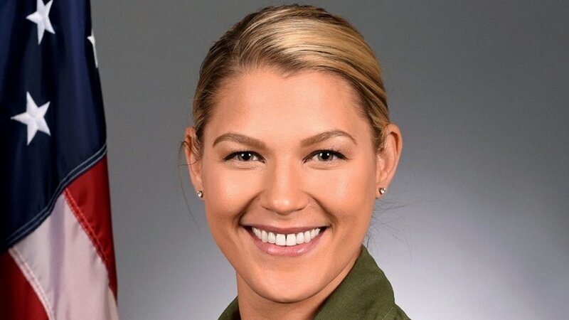Первая женщина - командир группы высшего пилотажа не продержалась на посту и двух недель