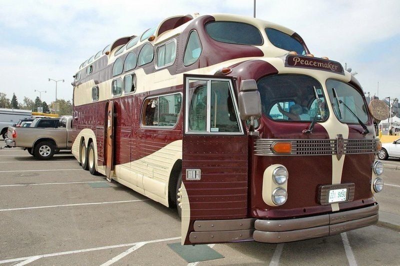 Peacemaker II - уникальный автобус, созданный руками энтузиастов