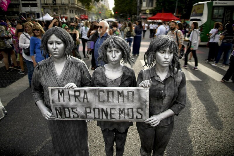 Международный женский день: забастовки, протесты и демонстрации