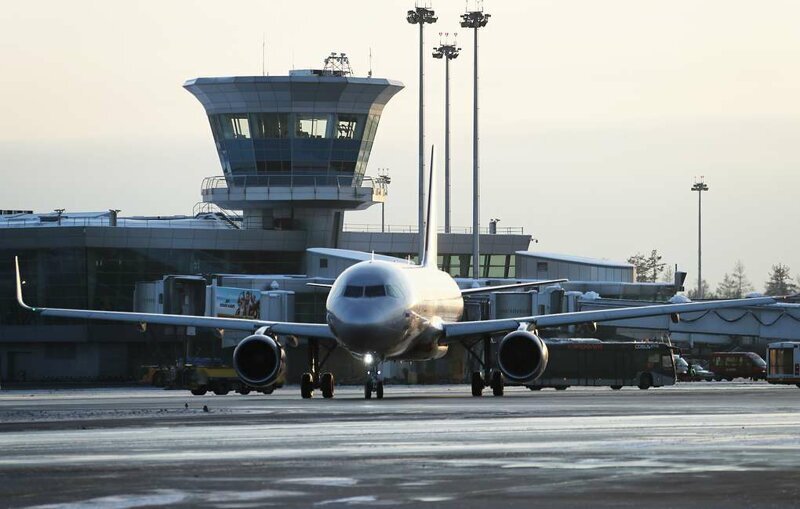 В Шереметьево задержали сотрудника посольства США с миной