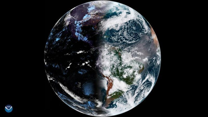 Потрясающий снимок Земли из космоса, показывающий идеальное разделение планеты на день и ночь