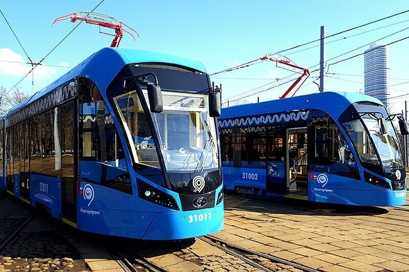 Стильно, комфортно, безопасно - Петербург обновляет трамвайный парк