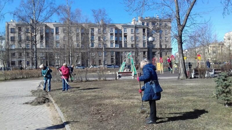 Петербург готовится встречать Первомай во всем блеске