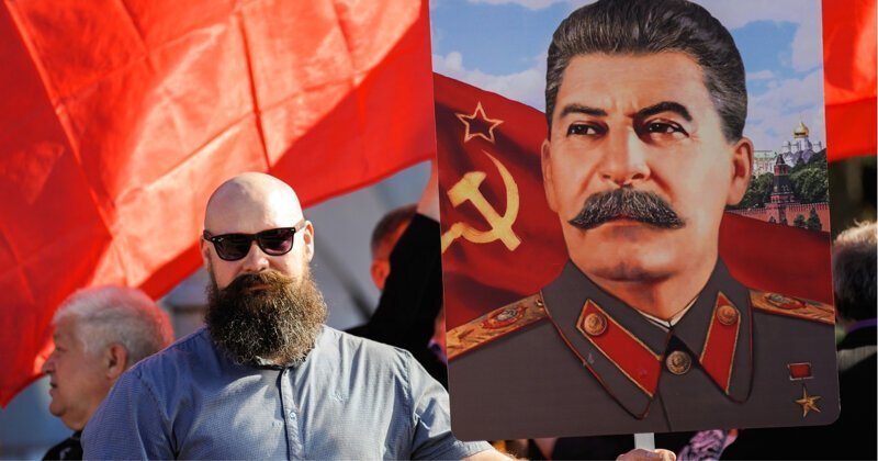 "Моральные уроды": правнук Сталина охарактеризовал тех, кто оправдывает репрессии